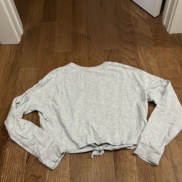 H&M Divided Beverly Hills long sleeve gray crop - Picture 4 of 4